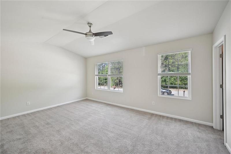 Image for property 5675 Laurel Ridge Circle, Atlanta, GA 30344