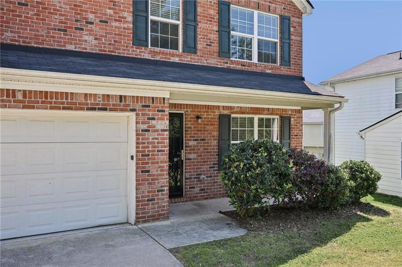 Image for property 5675 Laurel Ridge Circle, Atlanta, GA 30344