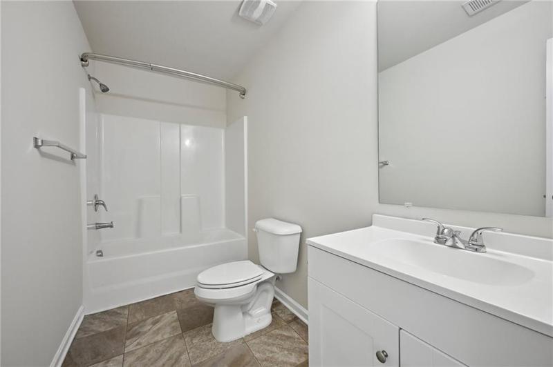 Image for property 5675 Laurel Ridge Circle, Atlanta, GA 30344