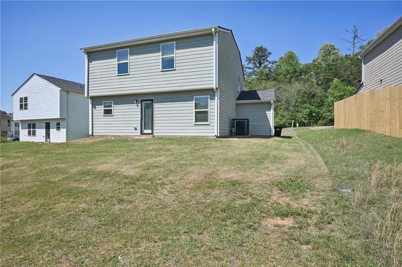 Image for property 5675 Laurel Ridge Circle, Atlanta, GA 30344