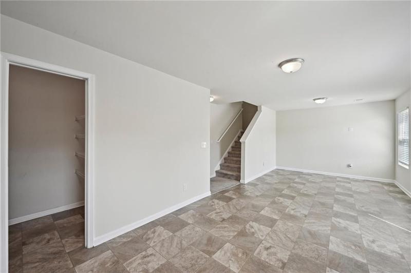 Image for property 5675 Laurel Ridge Circle, Atlanta, GA 30344