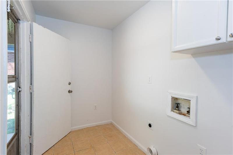 Image for property 3158 Bobolink Drive, Decatur, GA 30032