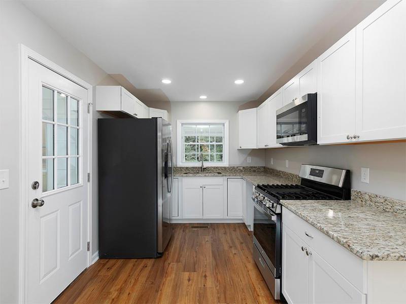 Image for property 100 Kings Court, Rome, GA 30161