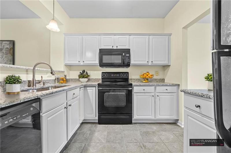 Image for property 3298 Sheffield Circle, Decatur, GA 30032