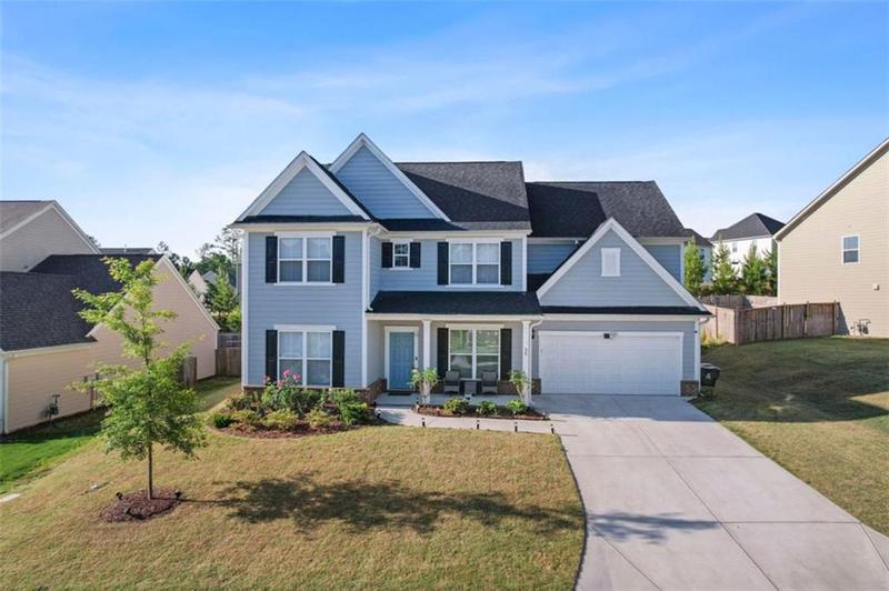 Image for property 55 Clubhouse Way, Acworth, GA 30101