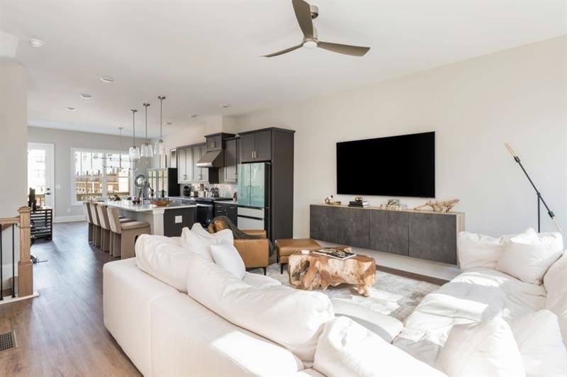 Image for property 1371 Walking Way, Atlanta, GA 30316