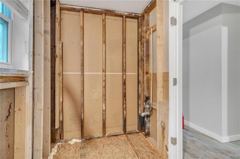 Image for property 2781 Rollingwood Lane, Atlanta, GA 30316
