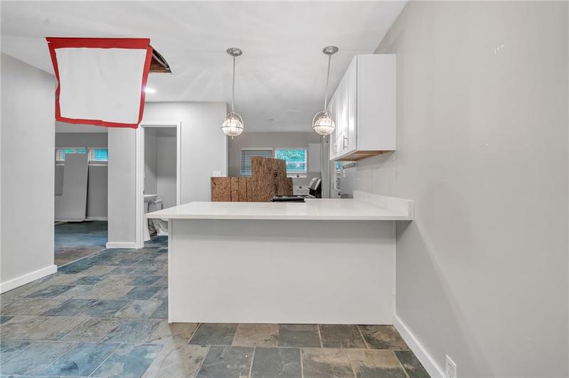 Image for property 2781 Rollingwood Lane, Atlanta, GA 30316