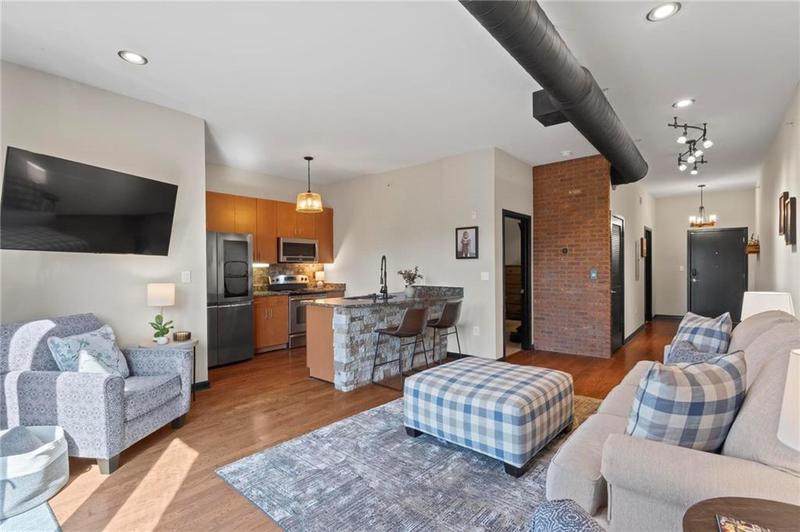 Image for property 5300 Peachtree Road 4514, Atlanta, GA 30341