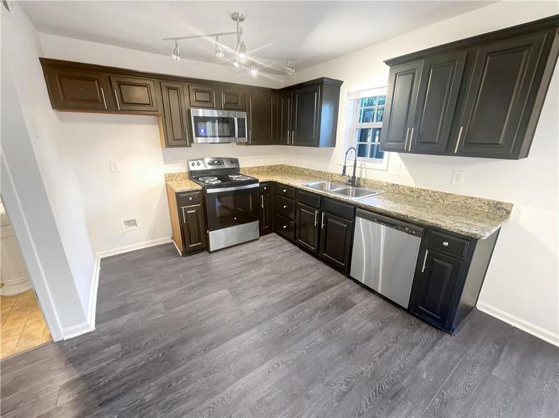 Image for property 608 Summer Place, Norcross, GA 30071