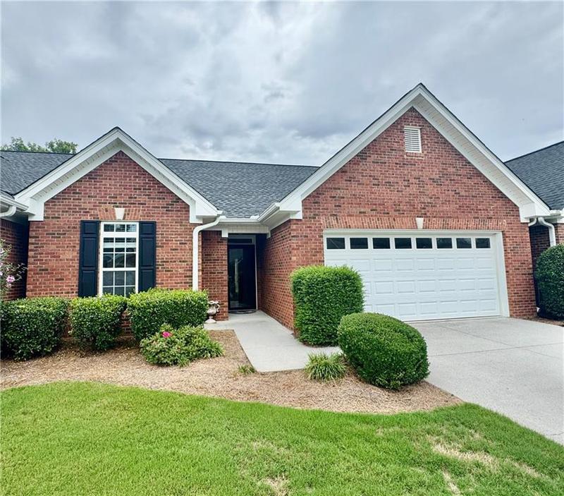 Image for property 137 Regency Row, Calhoun, GA 30701