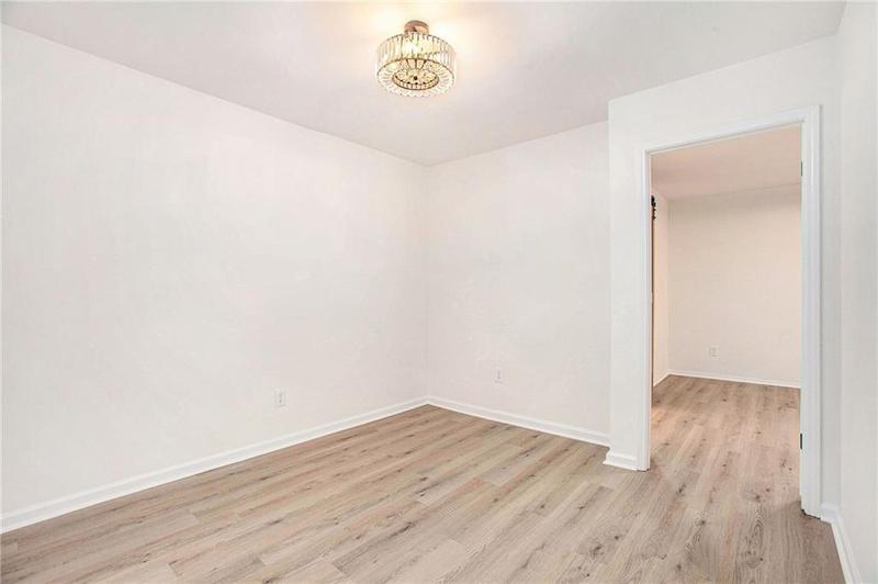 Image for property 608 Natchez Trace, Atlanta, GA 30350