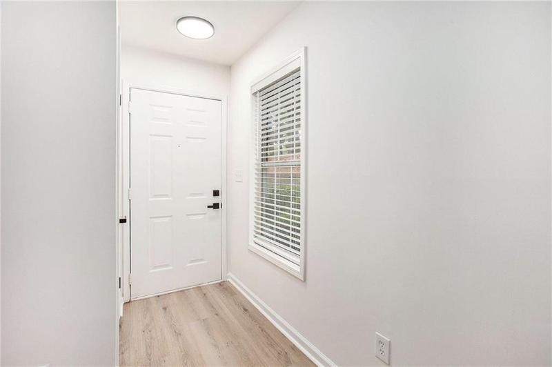 Image for property 608 Natchez Trace, Atlanta, GA 30350