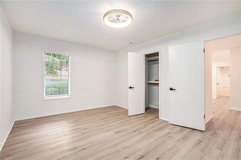 Image for property 608 Natchez Trace, Atlanta, GA 30350