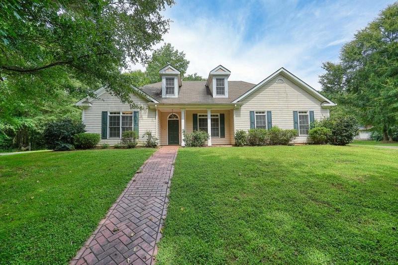 Image for property 2840 Joe Frank Harris Parkway, Cartersville, GA 30120