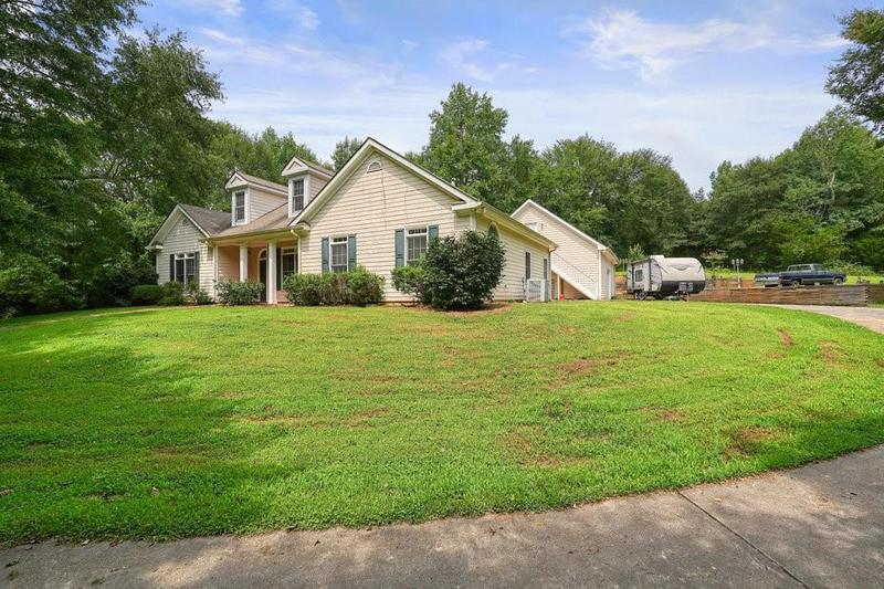 Image for property 2840 Joe Frank Harris Parkway, Cartersville, GA 30120