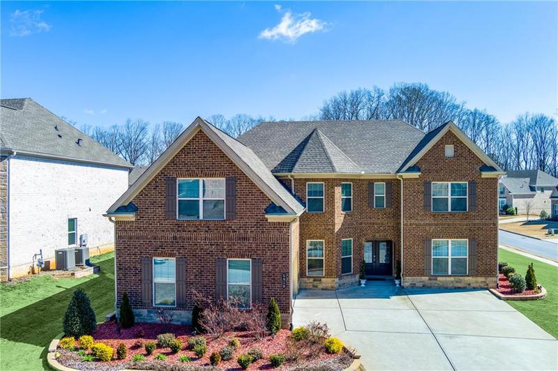 Image for property 5910 Roxboro Court, Cumming, GA 30040