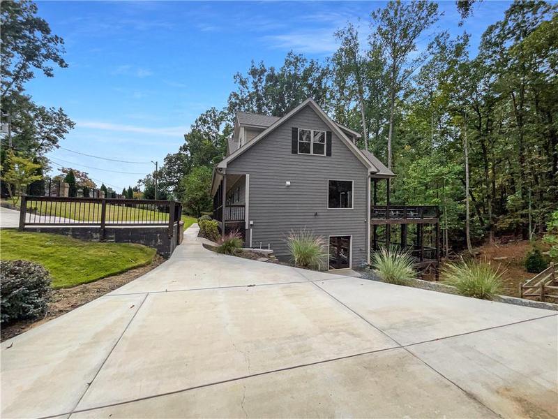 Image for property 5972 Warpath Road, Flowery Branch, GA 30542