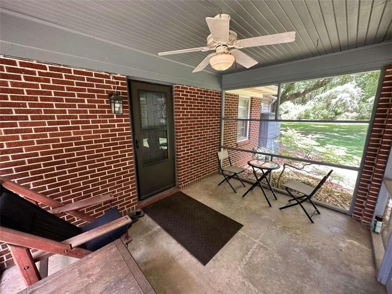 Image for property 206 Briarcliff Lane, Athens, GA 30605