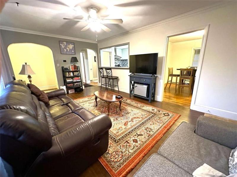 Image for property 206 Briarcliff Lane, Athens, GA 30605
