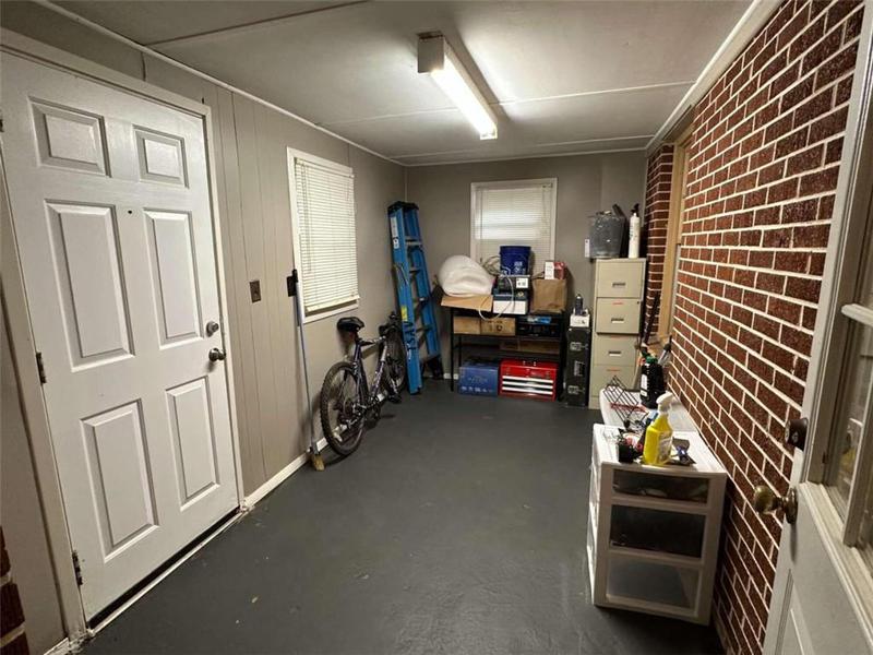 Image for property 206 Briarcliff Lane, Athens, GA 30605