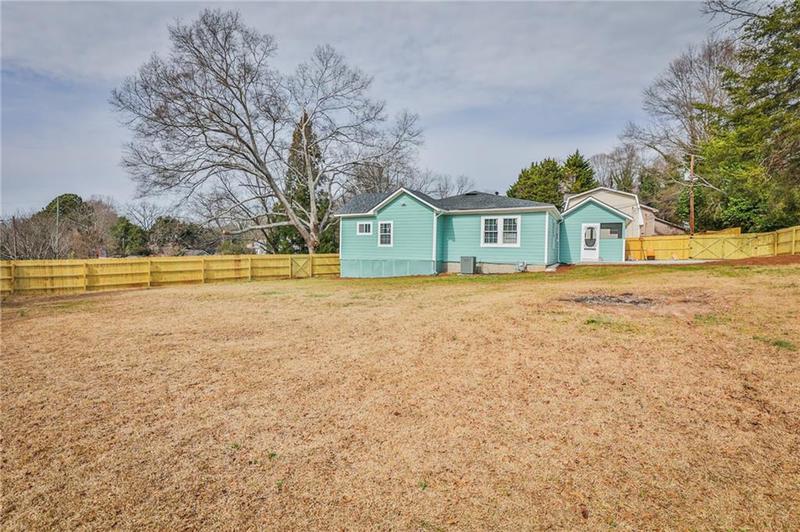 Image for property 159 Park Street, Toccoa, GA 30577