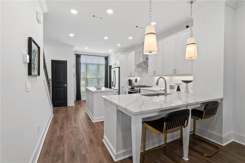 Image for property 118 IveyBrooke Lane 64, Alpharetta, GA 30009