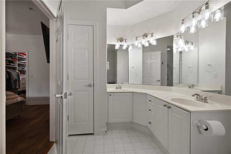 Image for property 123 Ashford Circle, Atlanta, GA 30338