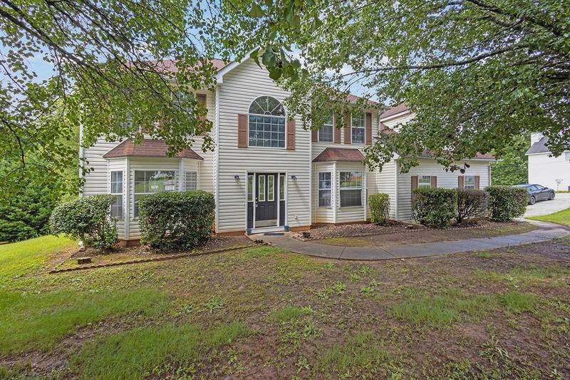 Image for property 3885 Riverview Chase Bluff, Ellenwood, GA 30294