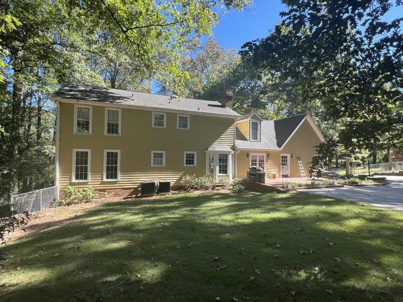 Image for property 3656 RAINBOW Circle, Snellville, GA 30039