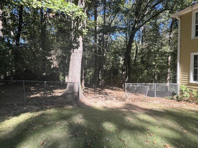 Image for property 3656 RAINBOW Circle, Snellville, GA 30039