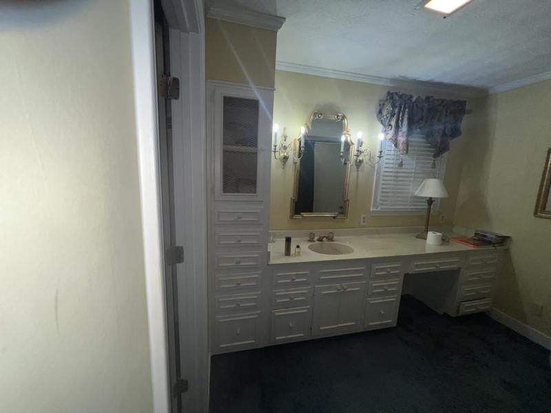 Image for property 3656 RAINBOW Circle, Snellville, GA 30039