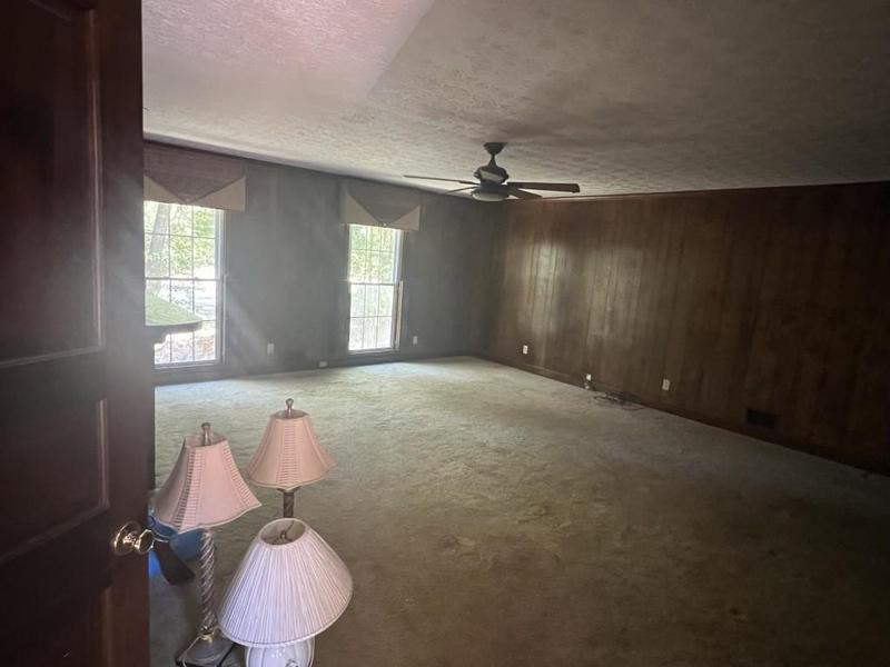 Image for property 3656 RAINBOW Circle, Snellville, GA 30039