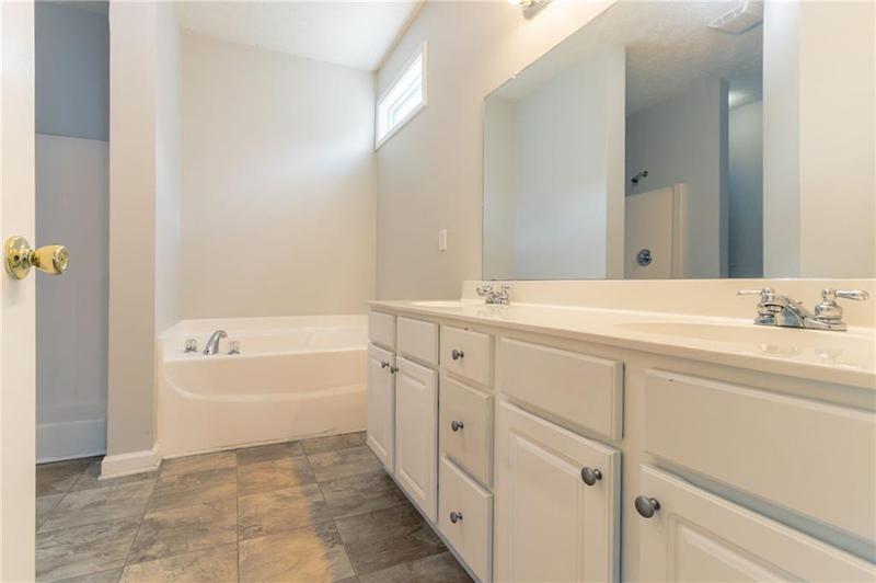Image for property 7161 Boulder Pass, Union City, GA 30291