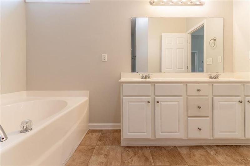 Image for property 7161 Boulder Pass, Union City, GA 30291