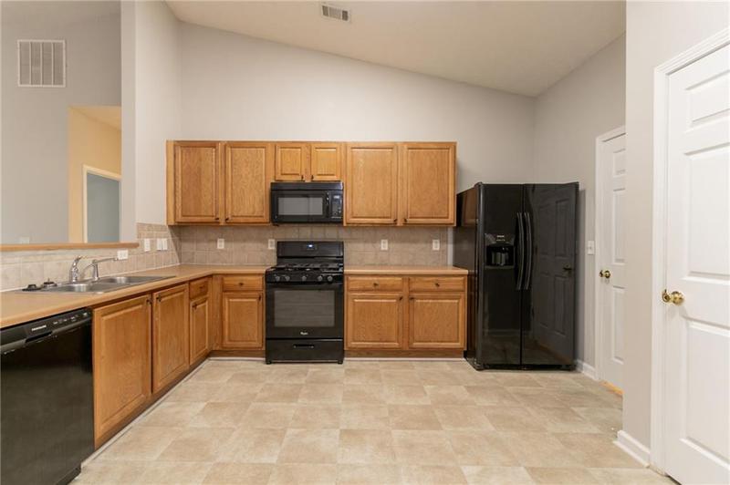 Image for property 7161 Boulder Pass, Union City, GA 30291
