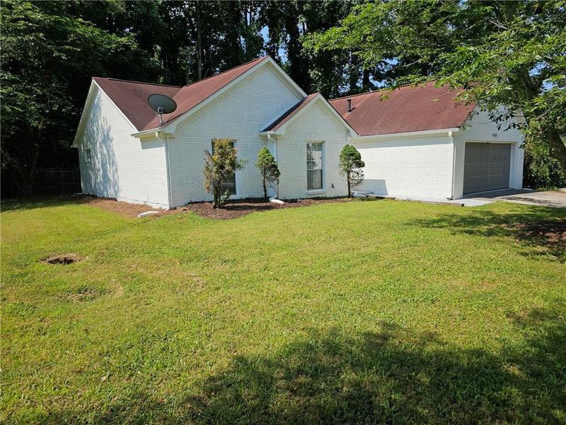 Image for property 4093 Chapel Mill Bend, Decatur, GA 30034