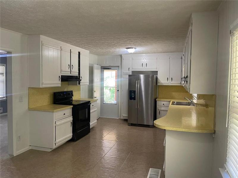 Image for property 137 HILCREST DRIVE, Austell, GA 30168