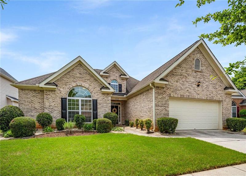 Image for property 7994 Larksview Drive, Fairburn, GA 30213