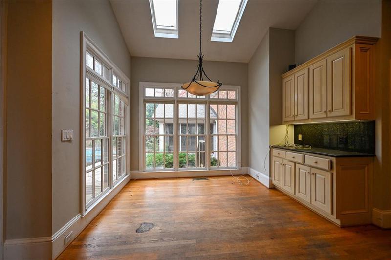 Image for property 1378 Wesley Oaks Court, Atlanta, GA 30327