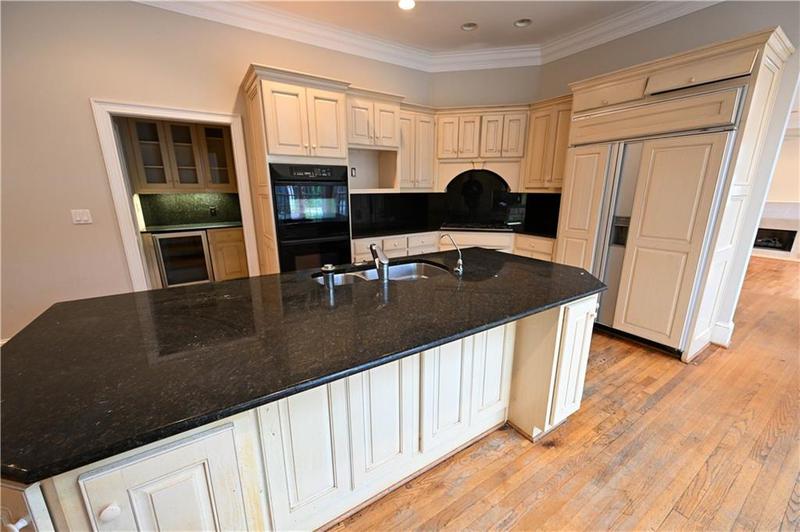 Image for property 1378 Wesley Oaks Court, Atlanta, GA 30327