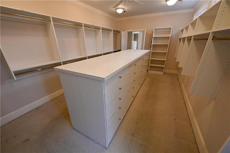 Image for property 1378 Wesley Oaks Court, Atlanta, GA 30327