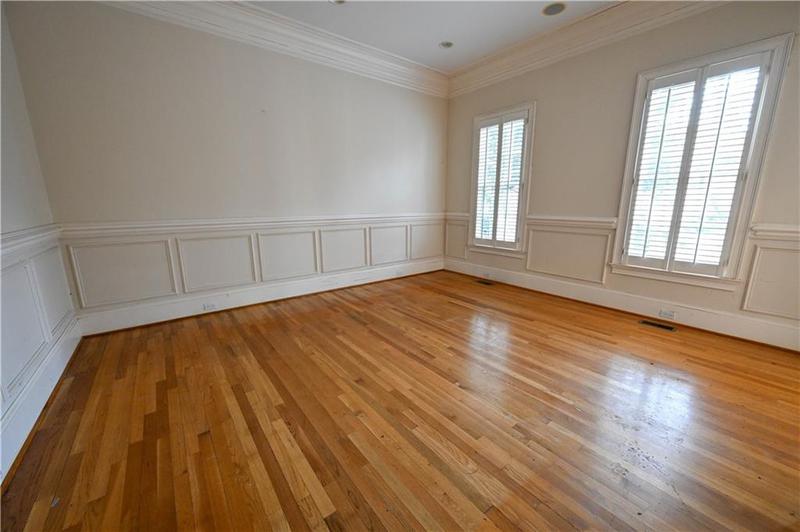 Image for property 1378 Wesley Oaks Court, Atlanta, GA 30327