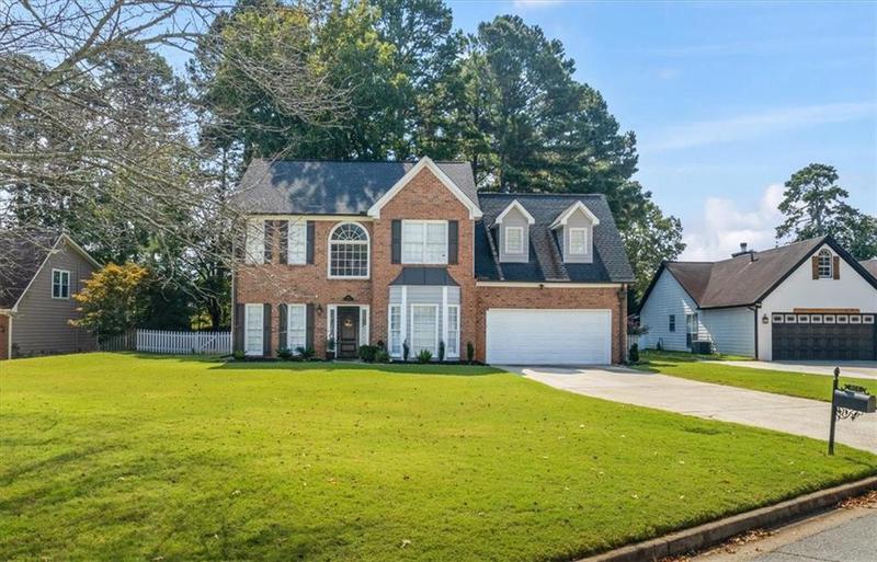 Image for property 902 Heartwood Circle, Lawrenceville, GA 30043