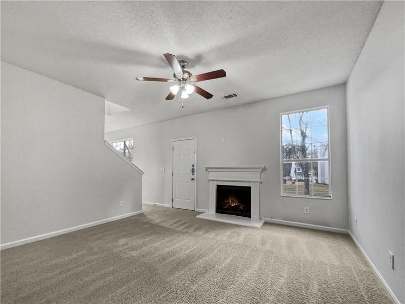 Image for property 4106 Ravenwood Court 80, Union City, GA 30291