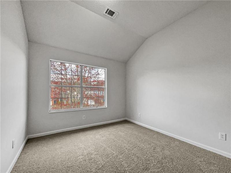 Image for property 4106 Ravenwood Court 80, Union City, GA 30291