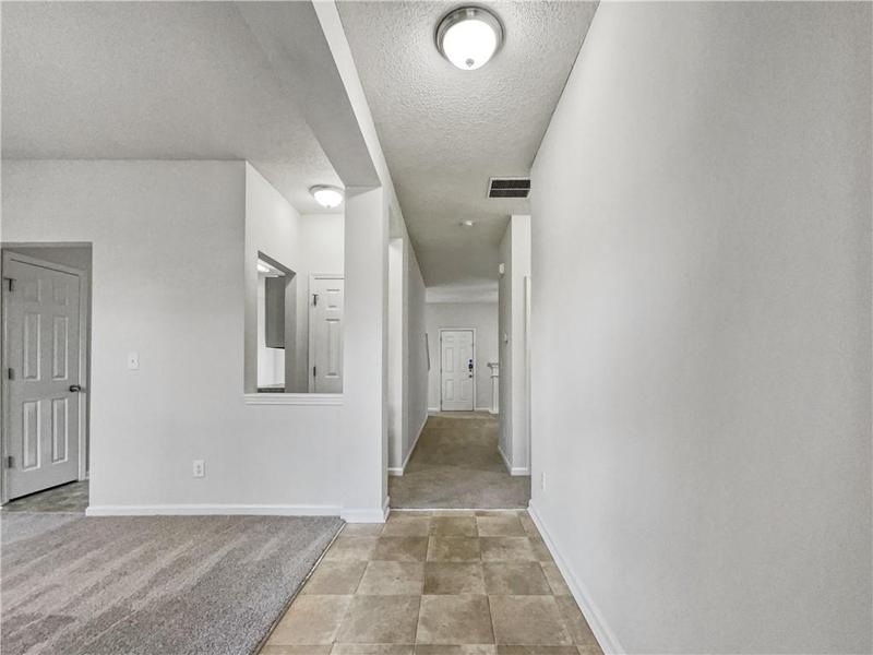 Image for property 4106 Ravenwood Court 80, Union City, GA 30291