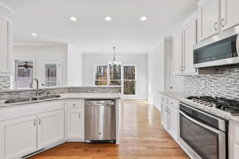 Image for property 6005 Bateau Drive, Flowery Branch, GA 30542