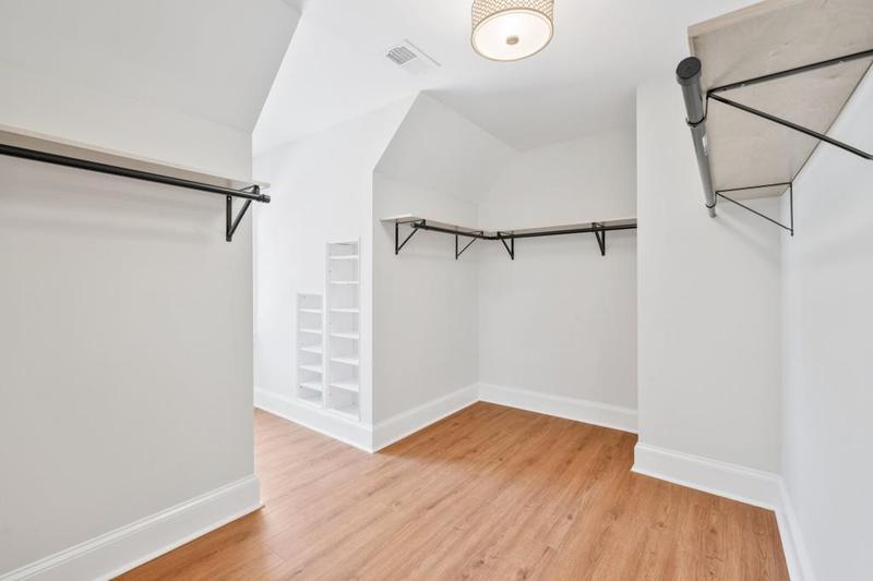 Image for property 6005 Bateau Drive, Flowery Branch, GA 30542