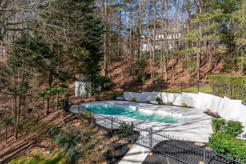 Image for property 6005 Bateau Drive, Flowery Branch, GA 30542